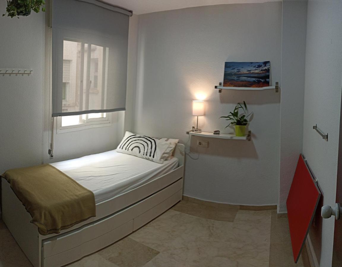 Confortable Habitacion Centrica En Piso Privado Lejlighed Málaga Eksteriør billede