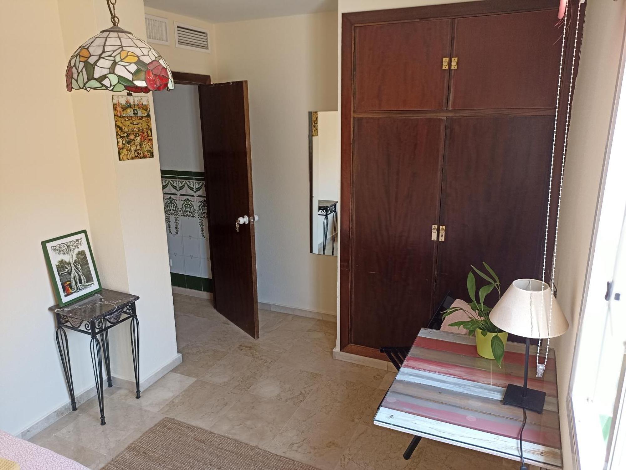 Confortable Habitacion Centrica En Piso Privado Lejlighed Málaga Eksteriør billede