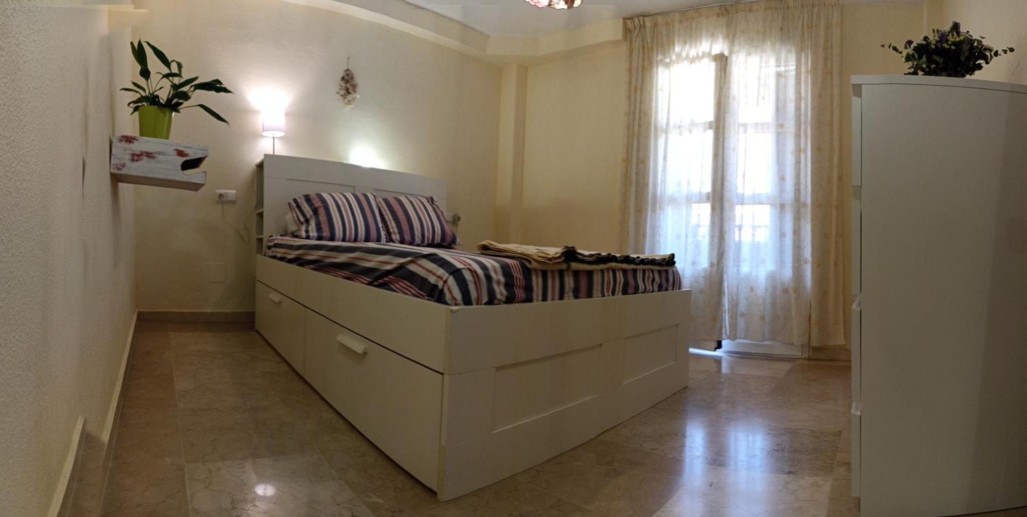 Confortable Habitacion Centrica En Piso Privado Lejlighed Málaga Eksteriør billede